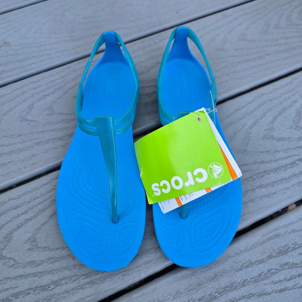 NWT, Crocs Women's Isabella T Strap Sandals Blue, Size 6